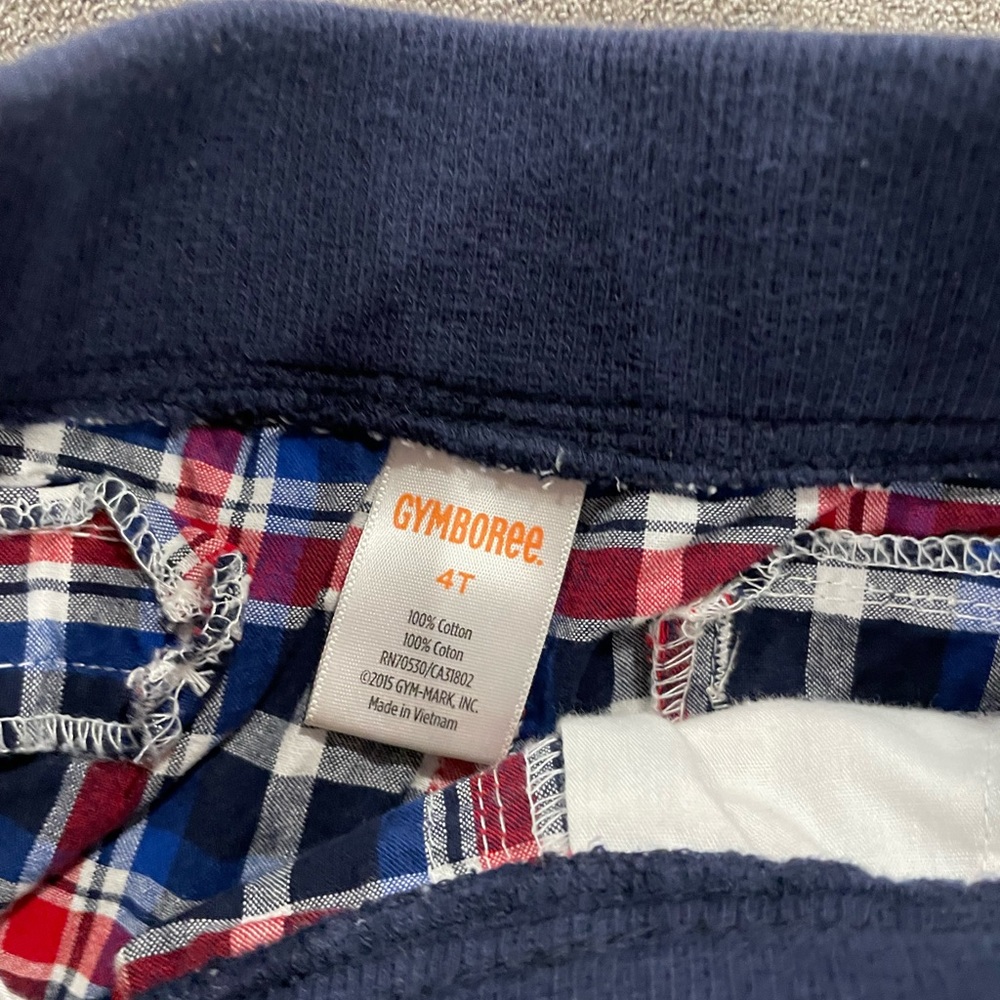 Gymboree shorts size 4T - Picture 2 of 2